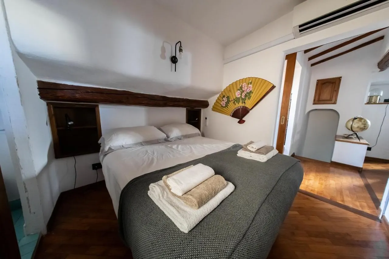 Tina'S Apartment Florence Italy